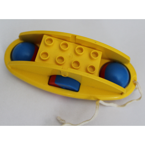 Duplo Rattle Rocking Bottom with Red and Blue Wheels Gelb