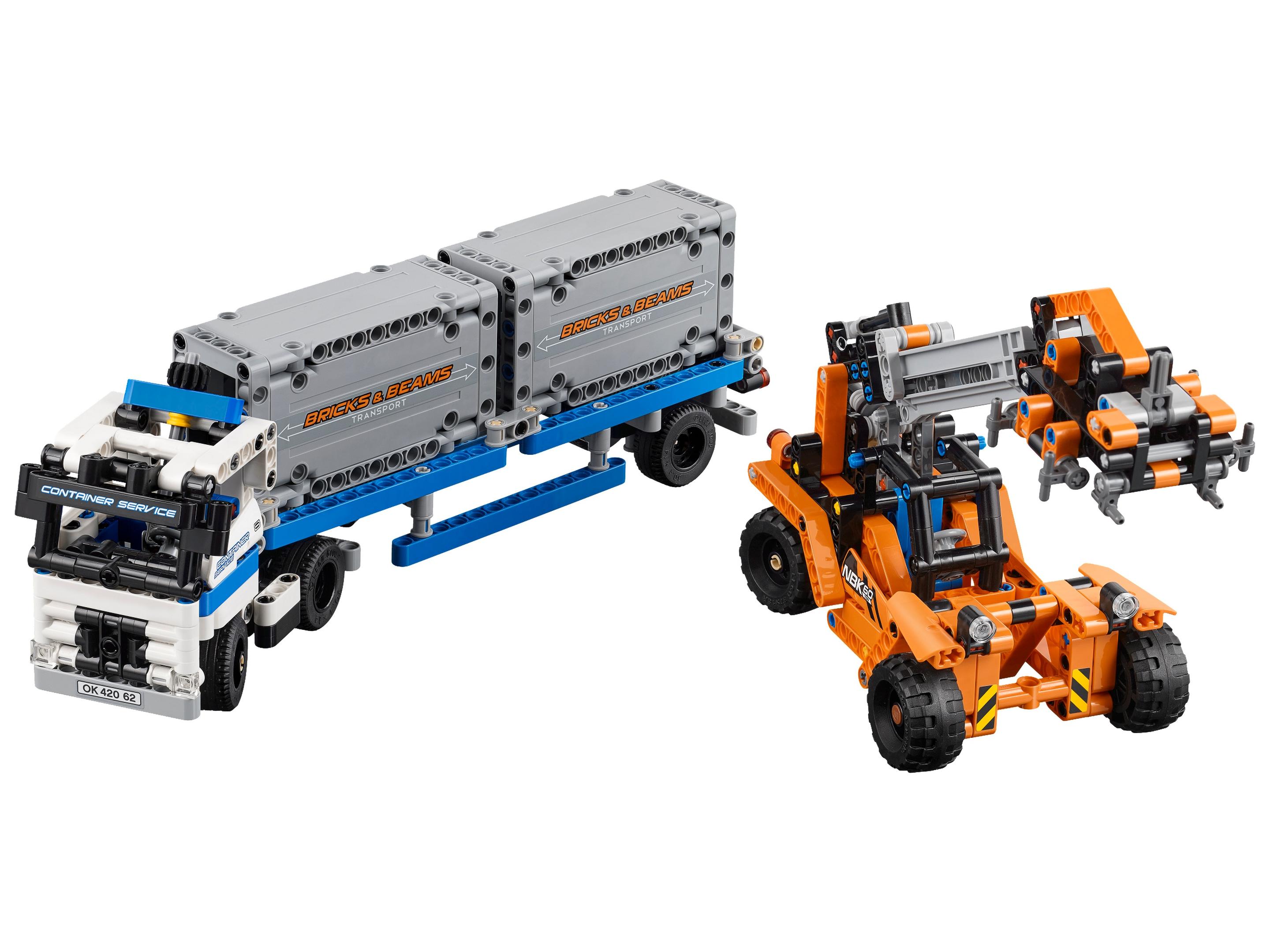 Set 42062 Container Yard