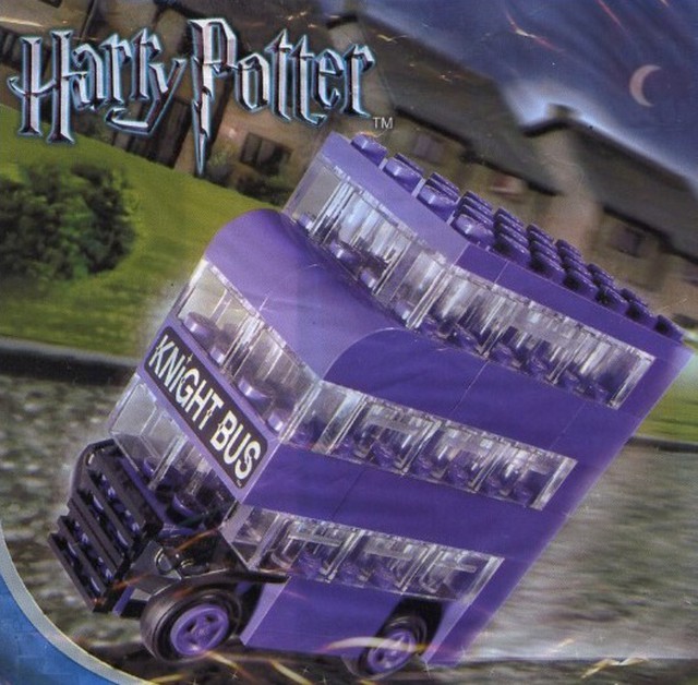 Set 4695 Mini Knight Bus