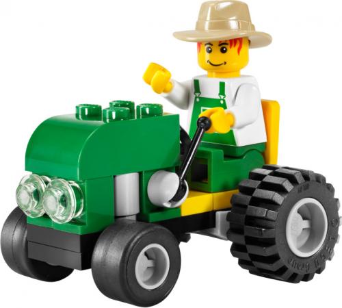 Set 4899 Farmer & Tractor